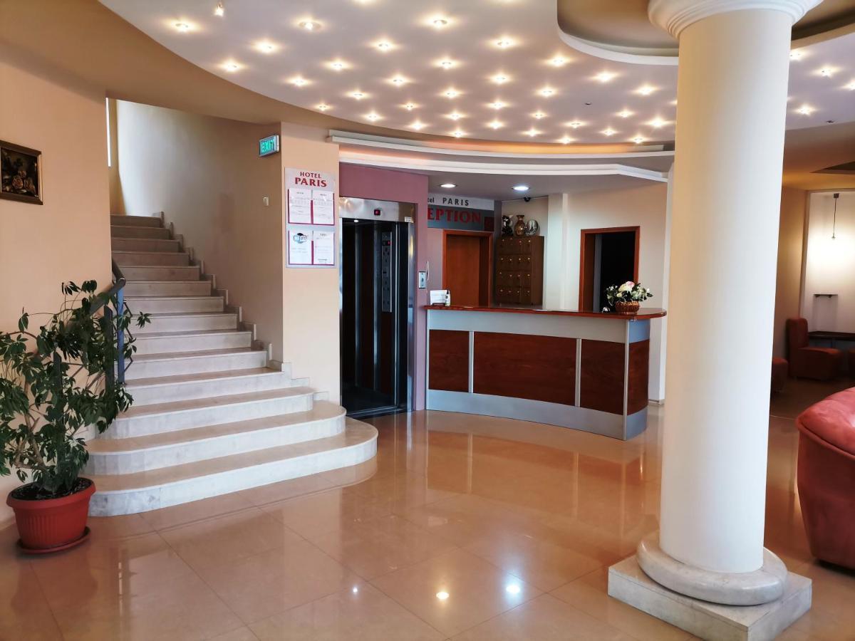 Hotel Paris Baltsjik Buitenkant foto